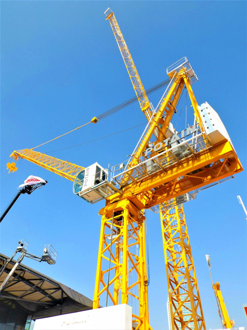 POTAIN-MCR-295-LACKES-AT-BAUMA-China-990x1320